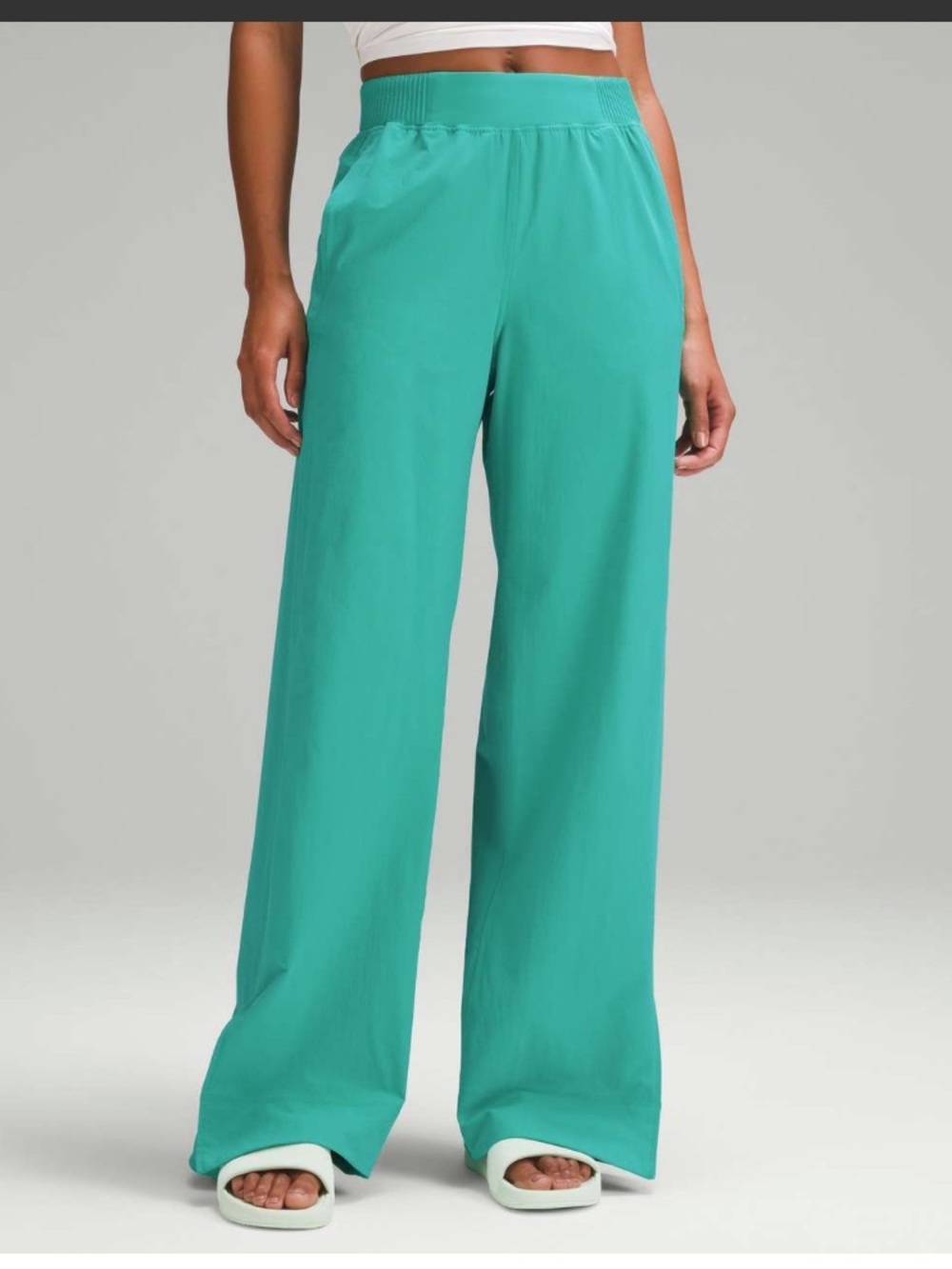 Lululemon Stretch Woven Wide Leg High Rise Pant Kelly Green XL Slit Hem
